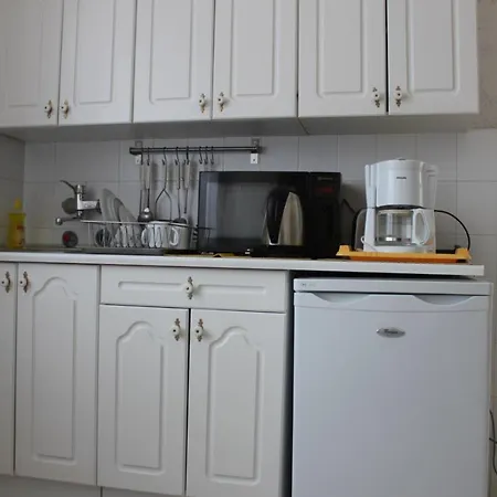 Apartman Cedar House