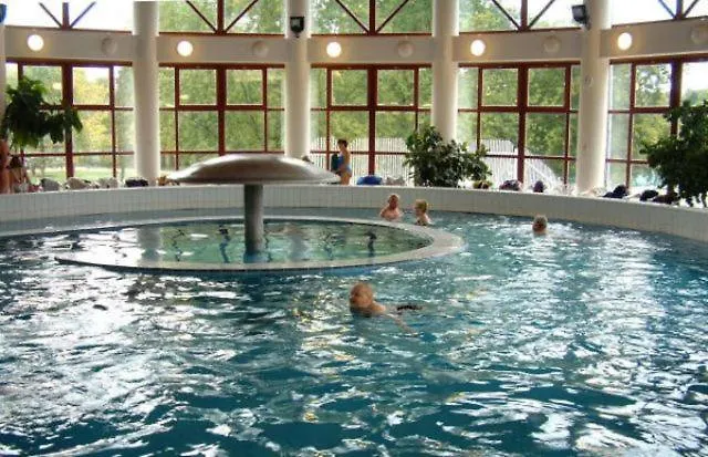 Apartament Cedar House